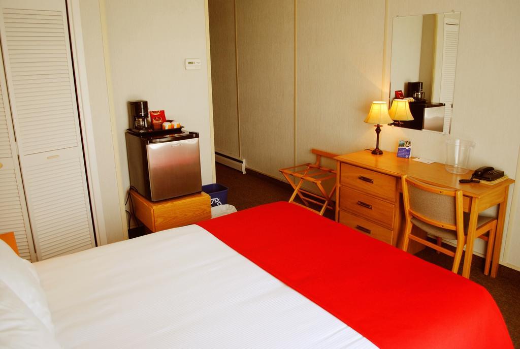 Cartier Motel
